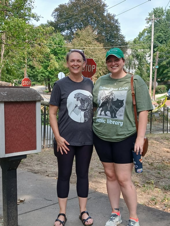 Featured are Jordan Linehart of Gypsy Lane (right), and her friend Lynn Archer (left) who was in visiting from San Antonio.